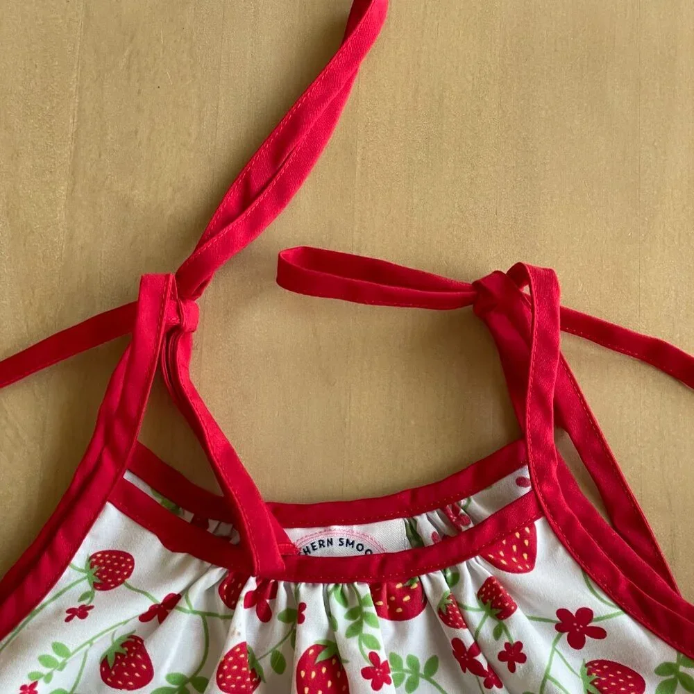 Southern‎ Smocked Company Strawberry Bubble Romper - Size 24M/2T